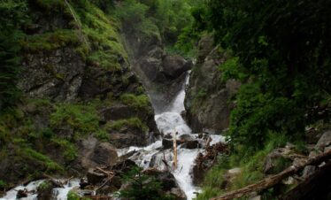 Белый водопад